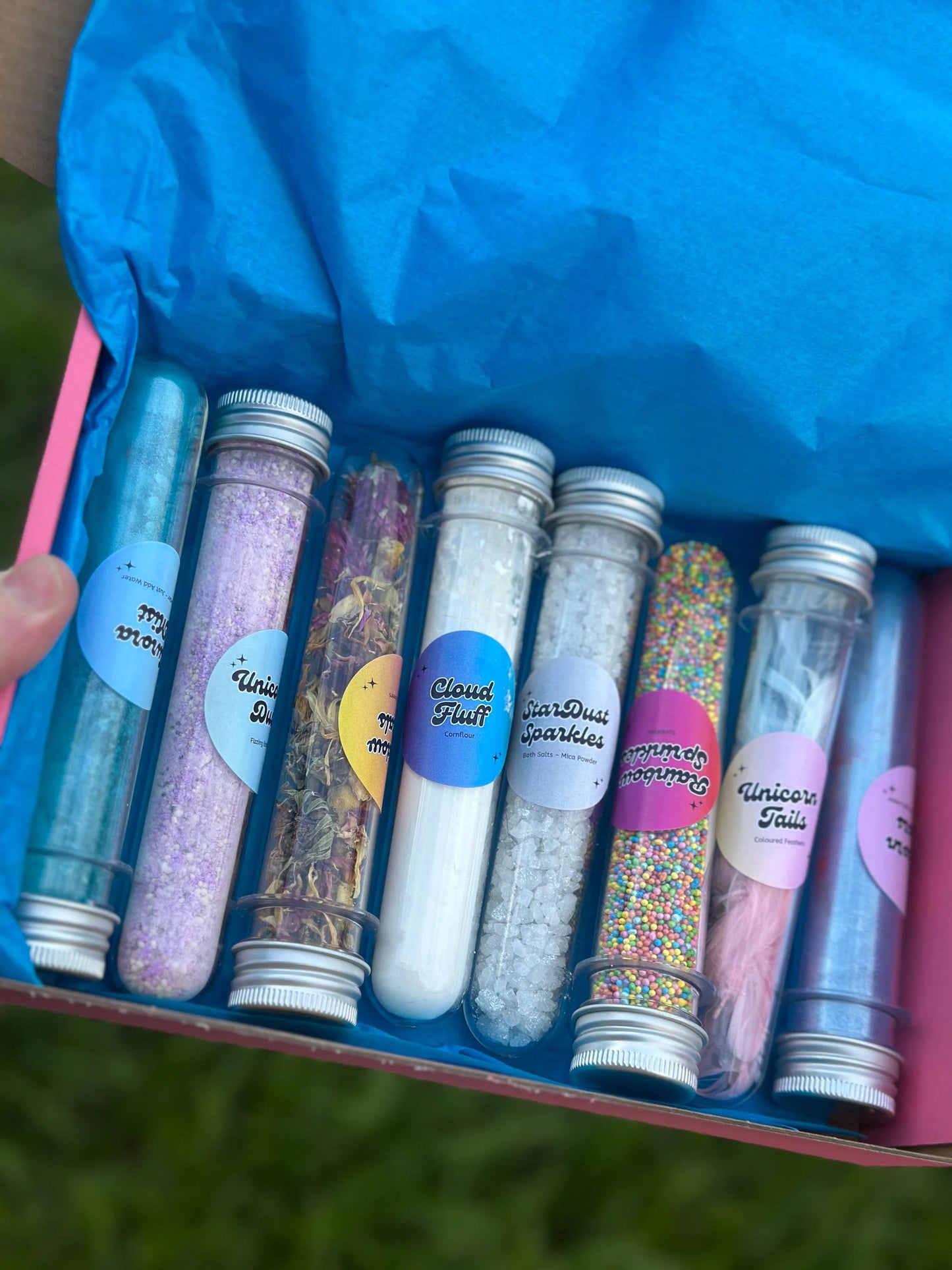 Little Dreamers Lab l Unicorn Potion Kit I Magical Sensory Play for Kids l Mud Kitchen Fun Childminder & Classroom Friendly l Mud Kitchen l Tuff Tray l SEN