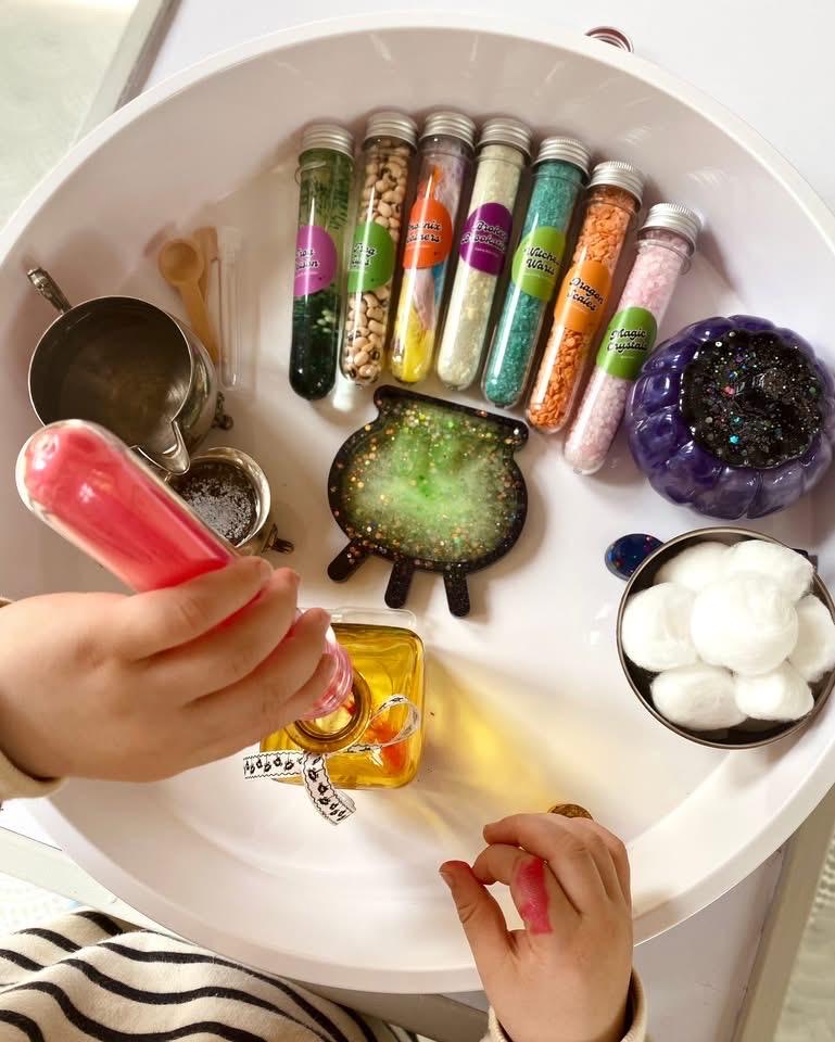 Little Dreamers Lab: Witches & Wizards Rainbow Potion Kit | Sensory Play for Kids | Halloween Tuff Tray & Mud Kitchen Activity
